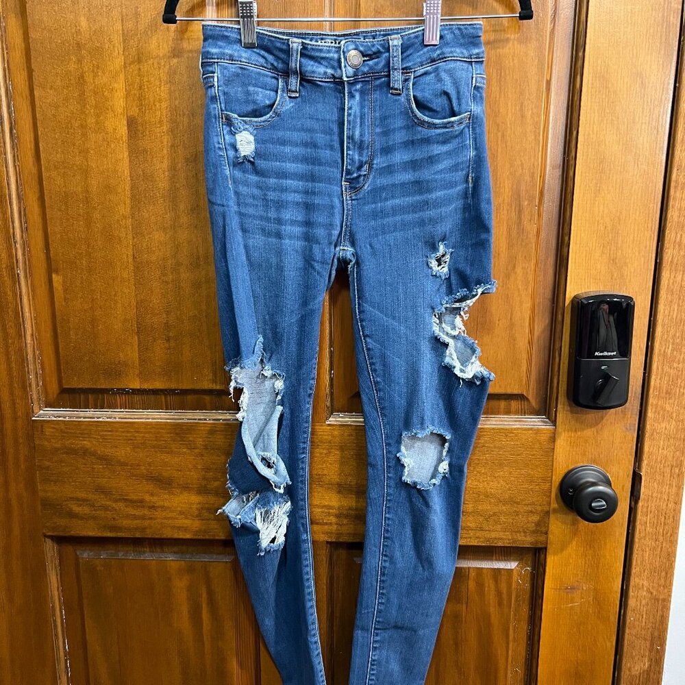 American Eagle Distressed High Rise Jegging - 2 Regular